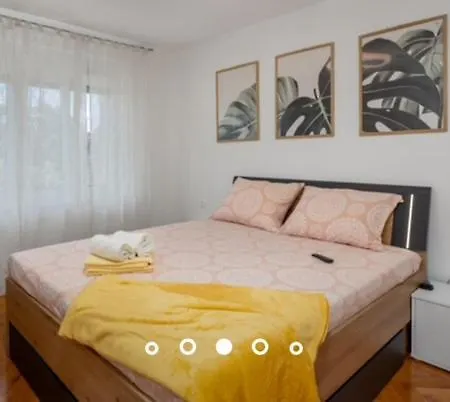 Nevia Apartment Novi Vinodolski